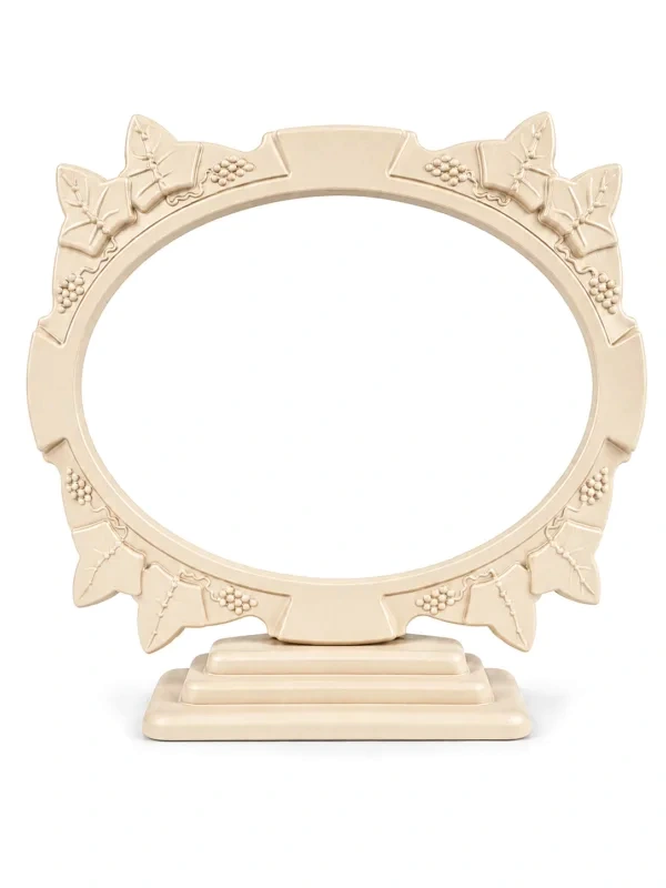 Monument Frame with Stand Oval Aluminium Beige – 13 x 18 cm | SKU 30-22320